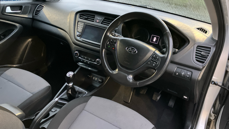 Hyundai i20 1.2 Blue Drive Sport Nav 3dr Petrol Hatchback